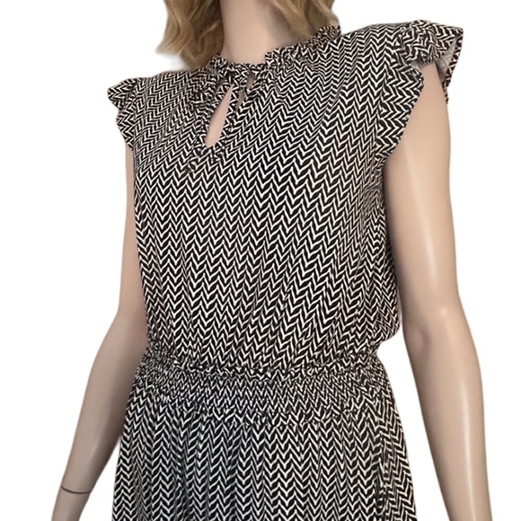 LOFT Dress Rayon Geo Ruffle Flutter Cap Sleeve Smocked Shirred Keyhole Neck S-M - Picture 8 of 16